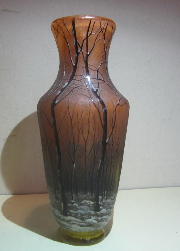Vase Daum Nancy en verre camée, paysage enneigé, vers 1910, Envoi