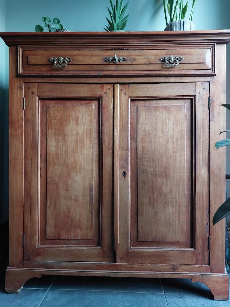 Kast prijsverlaging!!!, Ophalen, Met plank(en)