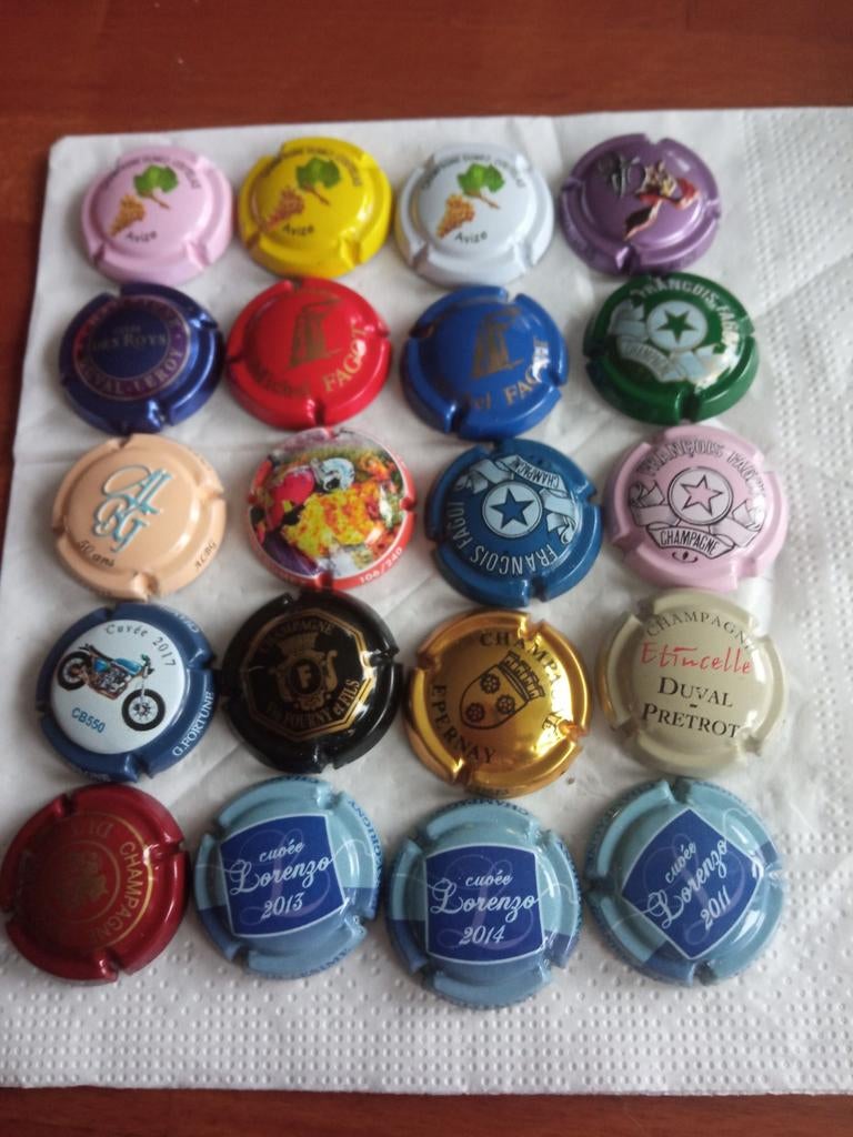 Champagne capsules lot 56, Hobby en Vrije tijd, Ophalen of Verzenden