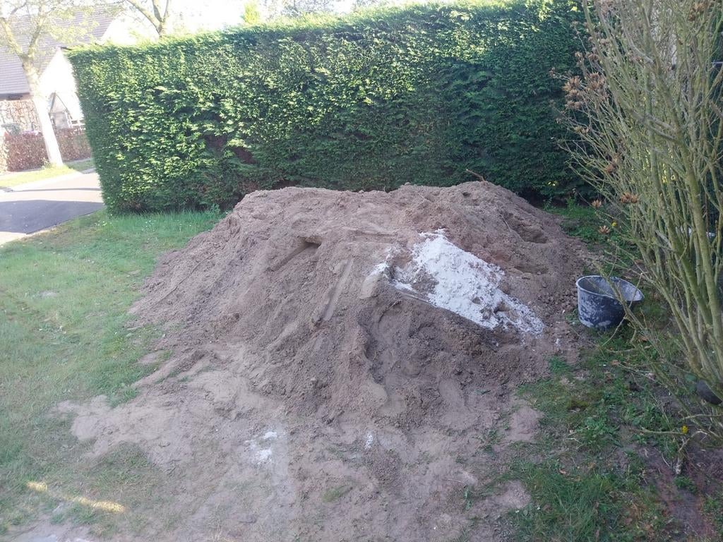 Gratis AARDE TE JABBEKE 8490, Tuin en Terras, Aarde en Mest, Ophalen