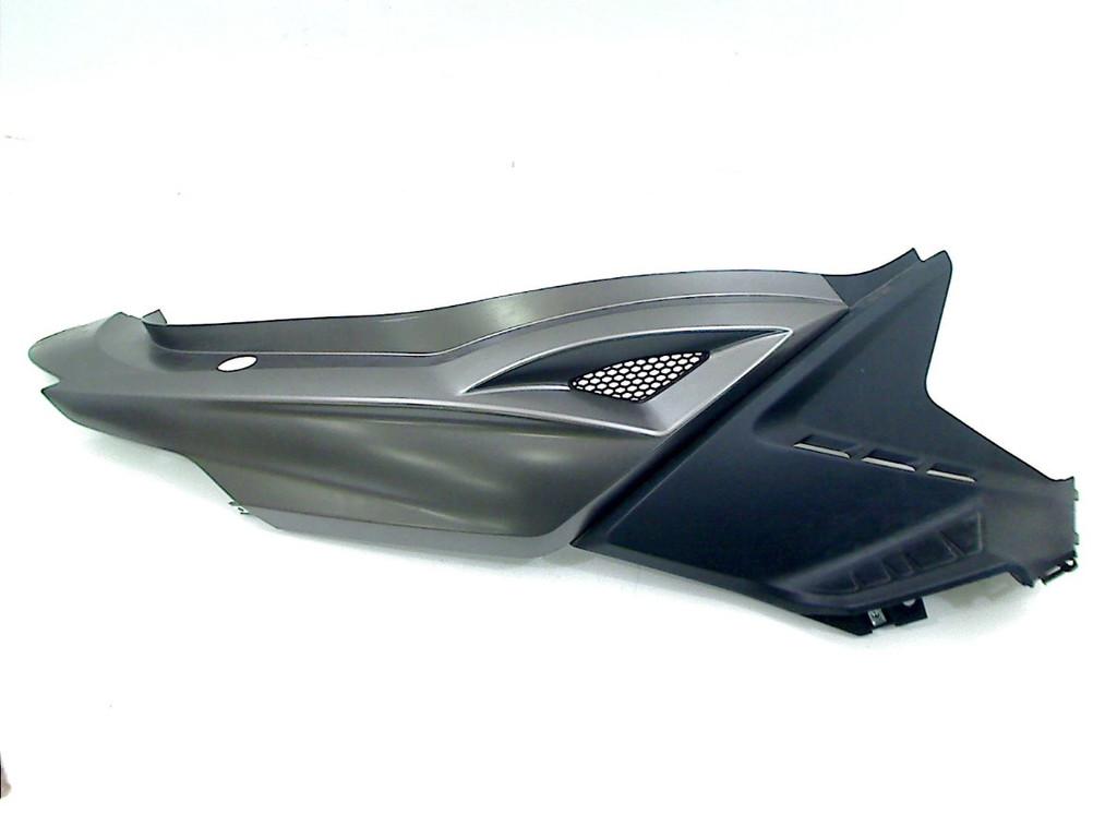 QUEUE DE CARENAGE DROIT Kymco Agility 50 16+ 2021-2023 (E5), Dhr. S. di Majo, Utilisé, Info@cama-motorparts.nl, P.J. Troelstraweg 8 8
3144 CX  MAASSLUIS, NL