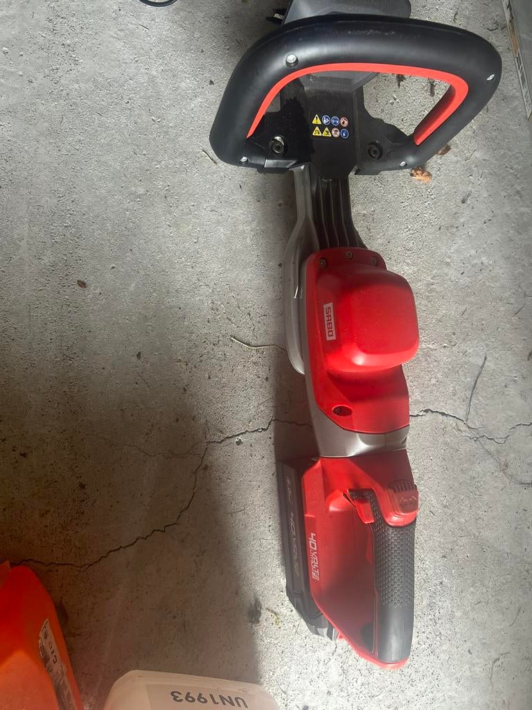 Haagschaar op batterij, Elektronische apparatuur, Stofzuigers, Ophalen, Zo goed als nieuw