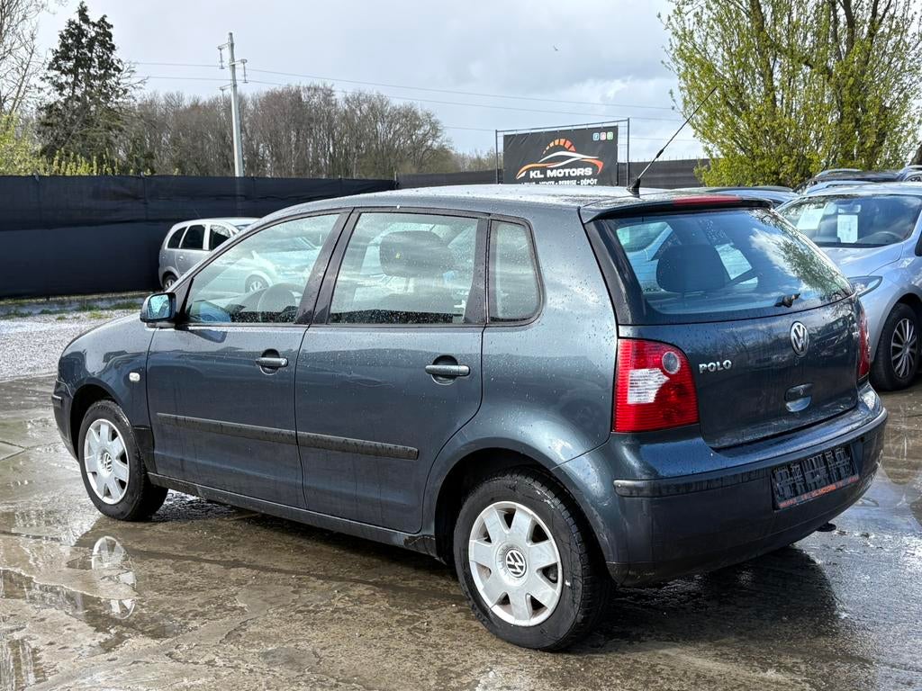 VW POLO 9N 1.4TDI 246 000KM CARPASS 5 PORTES AIRCO, Autos, Argent ou Gris, Achat, Entreprise, Boîte manuelle