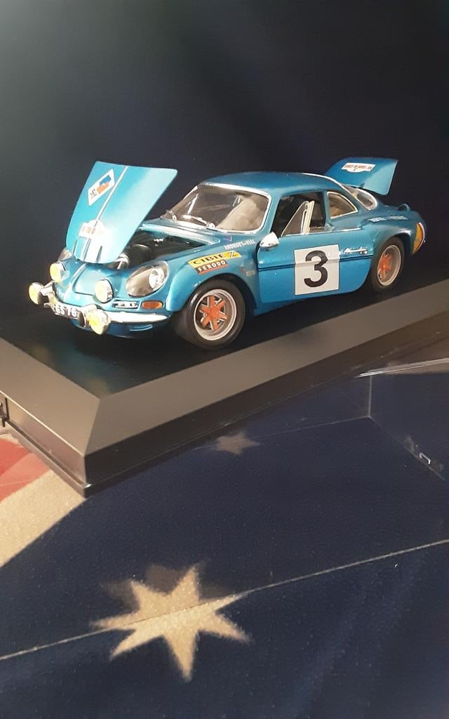 RENAULT ALPINE A110 BURAGO 1/18, Hobby & Loisirs créatifs, Enlèvement ou Envoi, Utilisé, Voiture, Burago