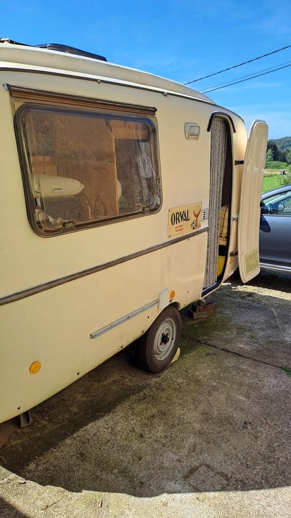 Caravane vintage restaurée, Particulier, Douche