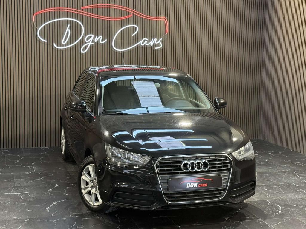 Audi A1 A1 Sportback 1.6 TDi Ambition (bj 2012), Auto's, Audi, Zwart, 4 cilinders, Zwart, Leder