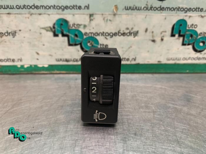 Commutateur phare hauteur réglable d'un Citroen C2 (C2 03-), Autos : Pièces & Accessoires, -, 3 mois de garantie, Utilisé, -
