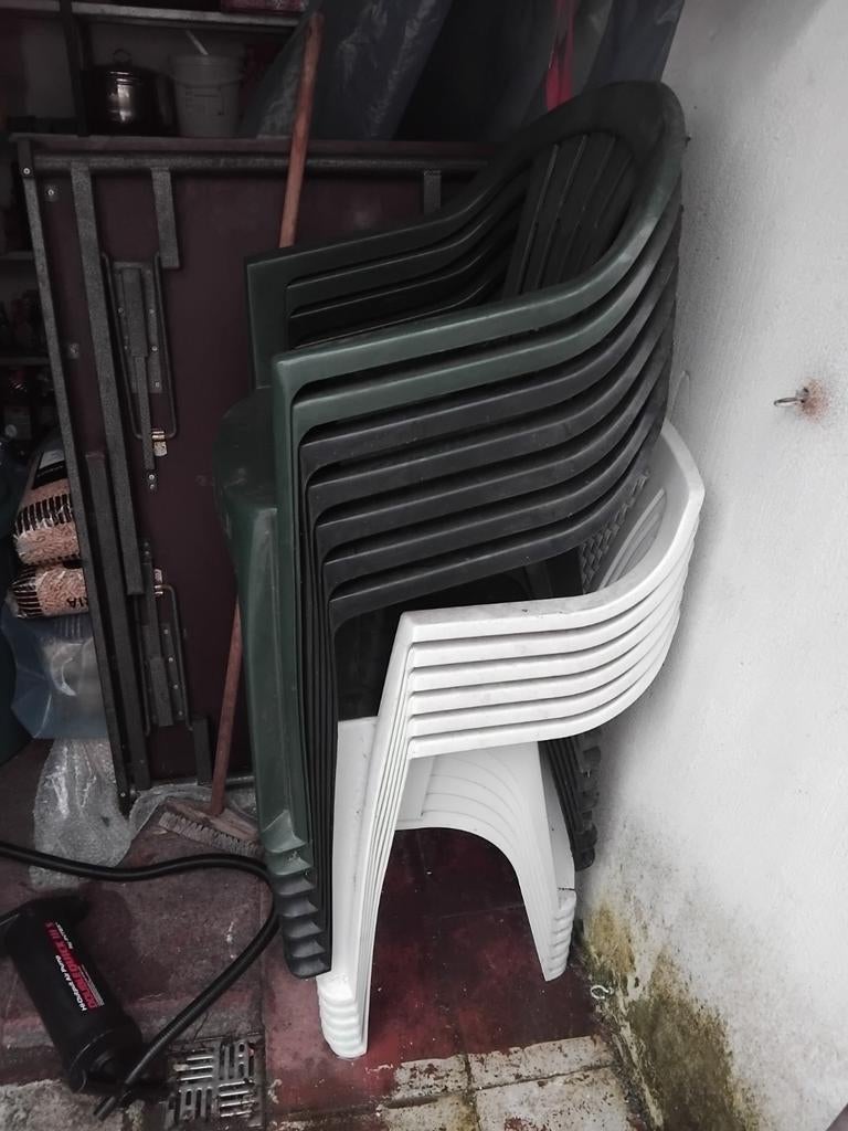 chaises de jardin, Enlèvement, Utilisé, Plastique, Empilable