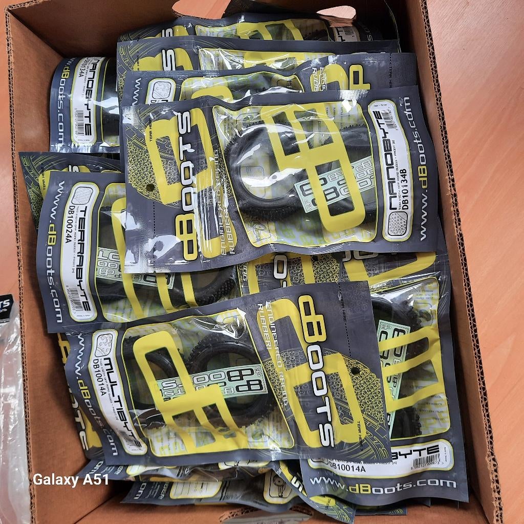 Neufs Pneus Avants Tt 1/10 2wd et 4wd, Enlèvement, Neuf, Échelle 1:10, Voiture off road