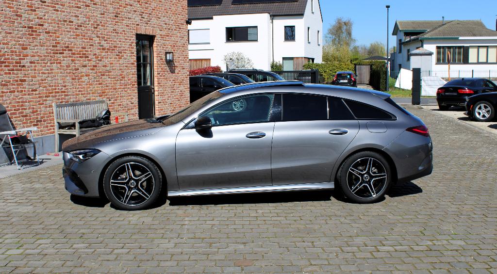 Mercedes CLA 180 Shooting Brake Automaat bwj 09/2024 PANO !!, CLA, 4 cilinders, 5 deurs, Zilver of Grijs