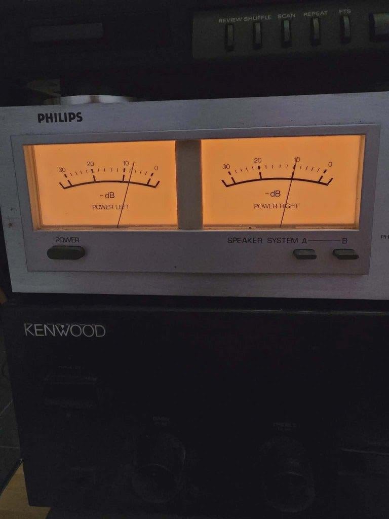 PHILIPS F4202 - Versterker, Audio, Tv en Foto, Versterkers en Ontvangers, Ophalen of Verzenden, Gebruikt, Stereo, Minder dan 60 watt