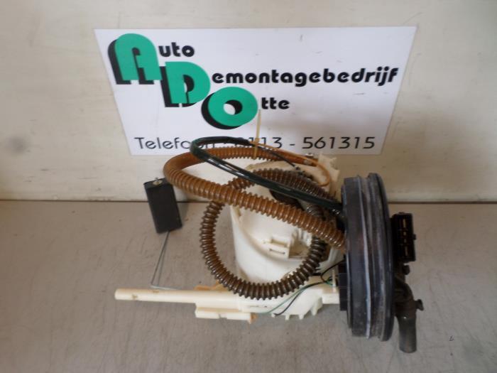 Brandstofpomp Elektrisch van een Volkswagen Passat (Passat 8, Auto-onderdelen, Brandstofsystemen, Volkswagen, Gebruikt, 3 maanden garantie