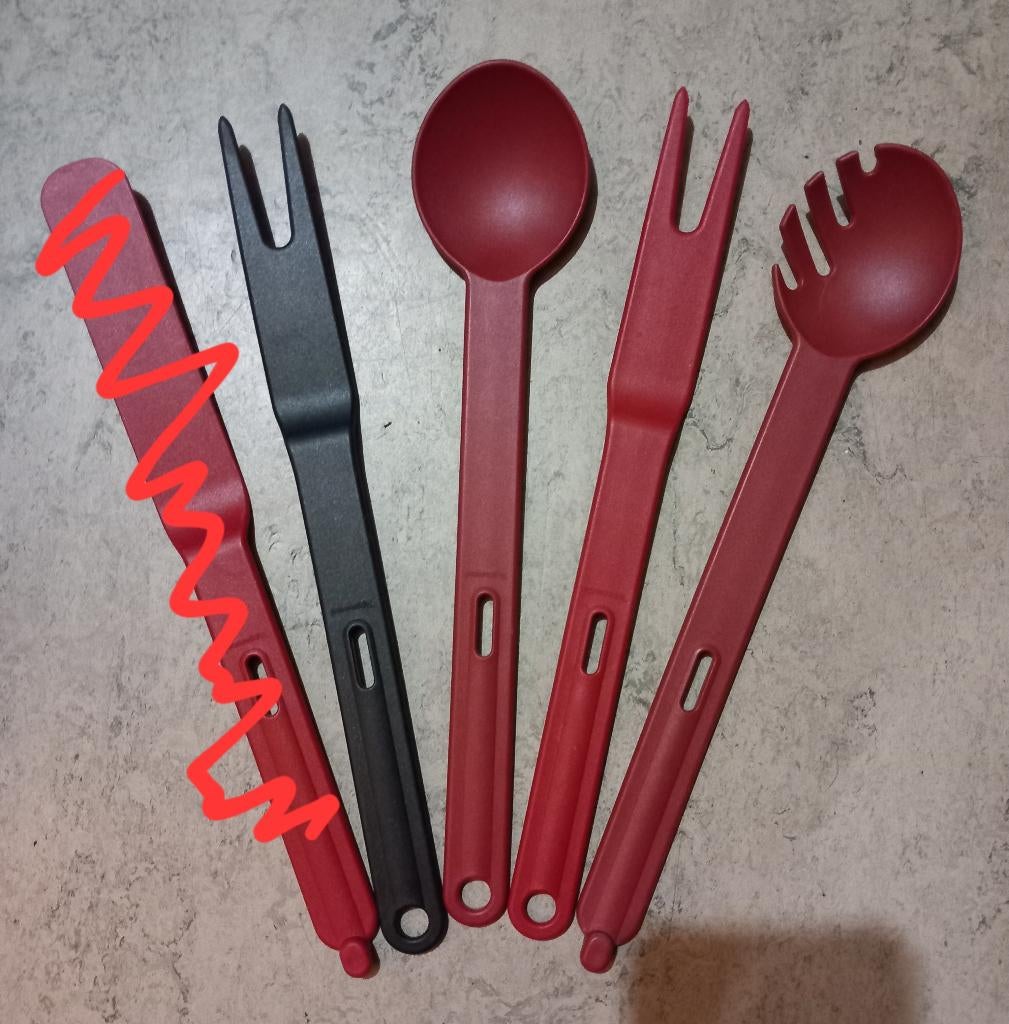 Lot de 4 ustensiles de cuisine Tupperware, Maison & Meubles, Cuisine| Tupperware, Neuf, Autres types, Rouge, Enlèvement