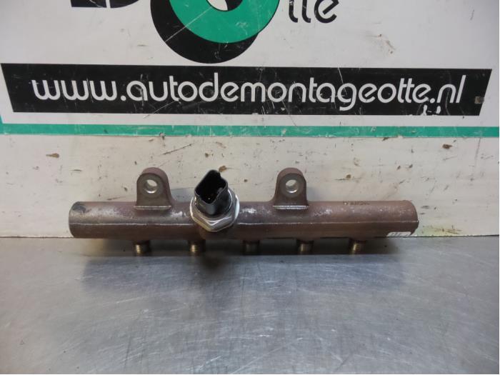 Capteur de pression carburant d'un Renault Megane (Megane 09, Renault, -, 3 mois de garantie, Utilisé