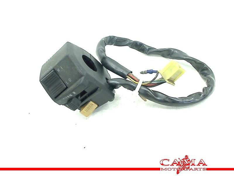 COMMUTATEUR GAUCHE GSX R 1100 1989-1992 (GSXR1100 GU73), Dhr. S. di Majo, Utilisé, Info@cama-motorparts.nl, P.J. Troelstraweg 8 8
3144 CX  MAASSLUIS, NL