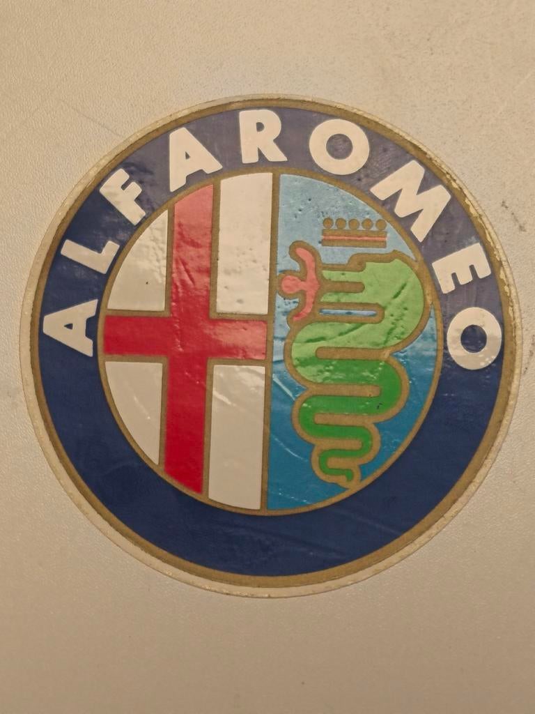 Alfa Romeo-sticker voor vintage en verzamelaars, Verzamelen, Verzenden