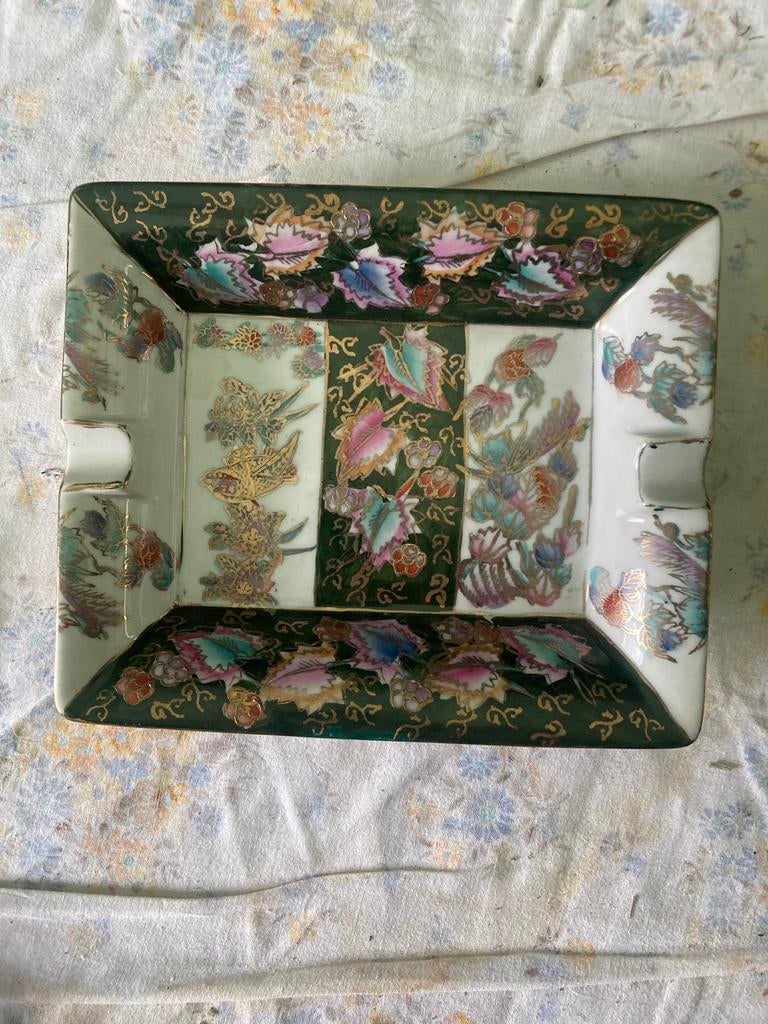 Vintage Chinese asbak, Ophalen