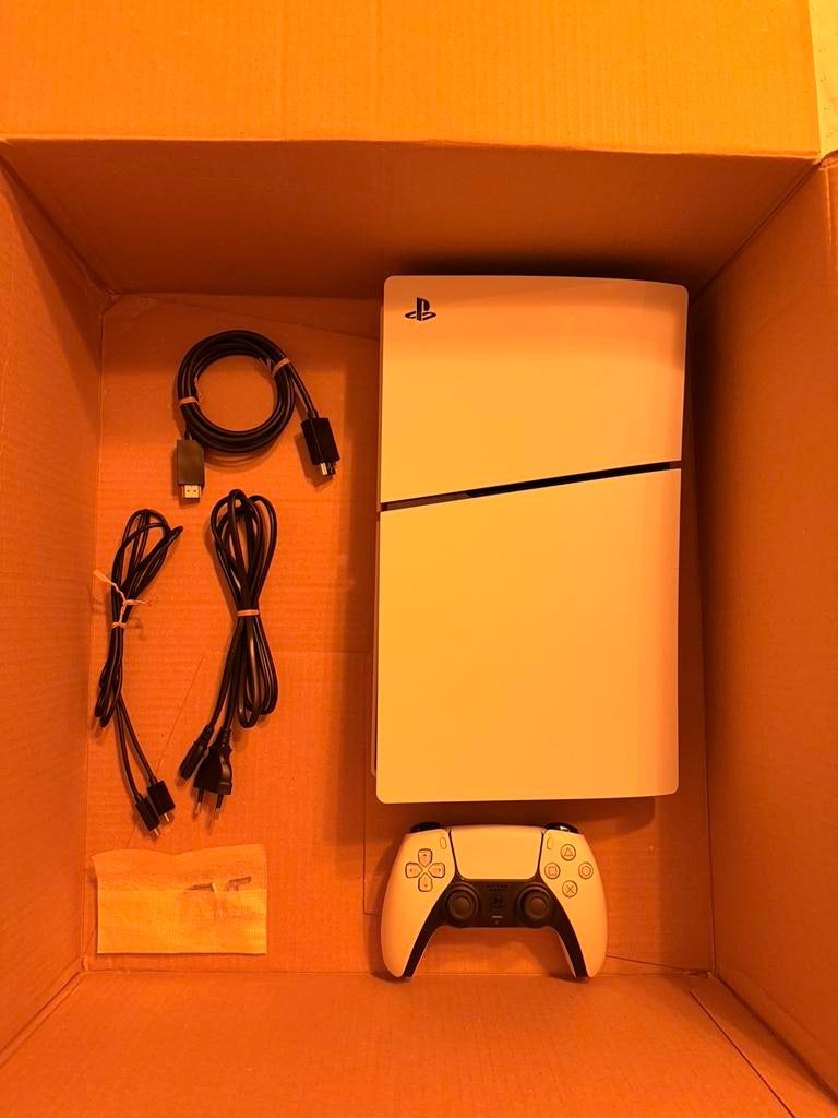 PS5 Slim Digital Edition | 1 TB | 1 controller, Games en Spelcomputers, Ophalen, Zo goed als nieuw, Playstation 5