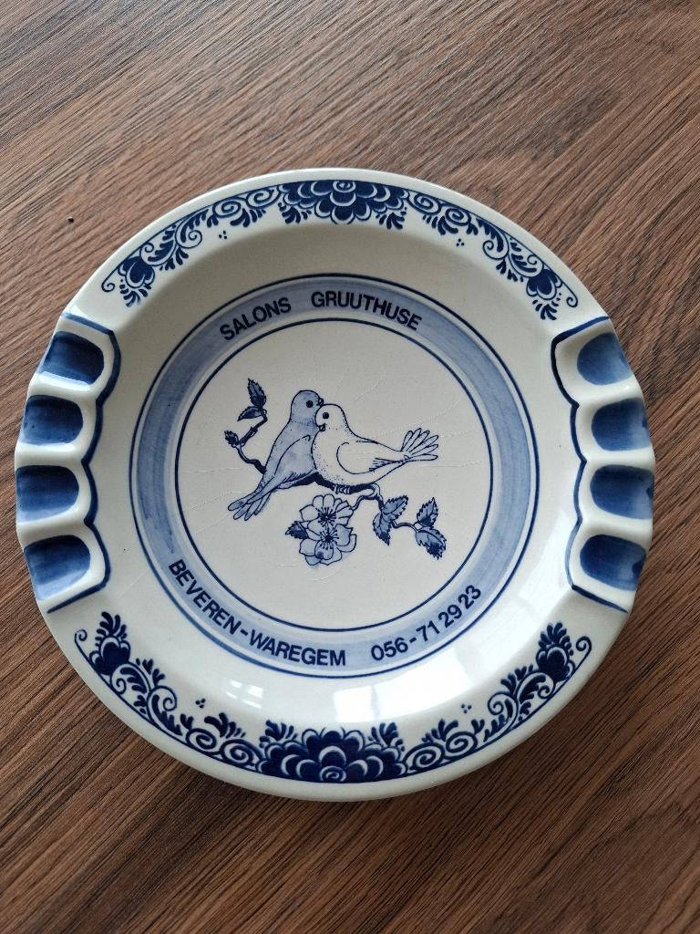 Beveren Waregem asbak cendrier Delfts Blauw Salons Gruuthuse, Antiquités & Art, Antiquités | Services (vaisselle) pièces, Enlèvement ou Envoi