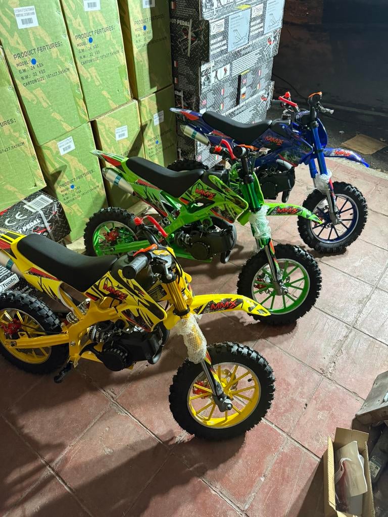 MOTO CROSS ENFANTS 50CC ESSENCE NEUF PROMO 249€!, Vélos & Vélomoteurs, Enlèvement, Neuf, 50 cm³, Dirt Bike