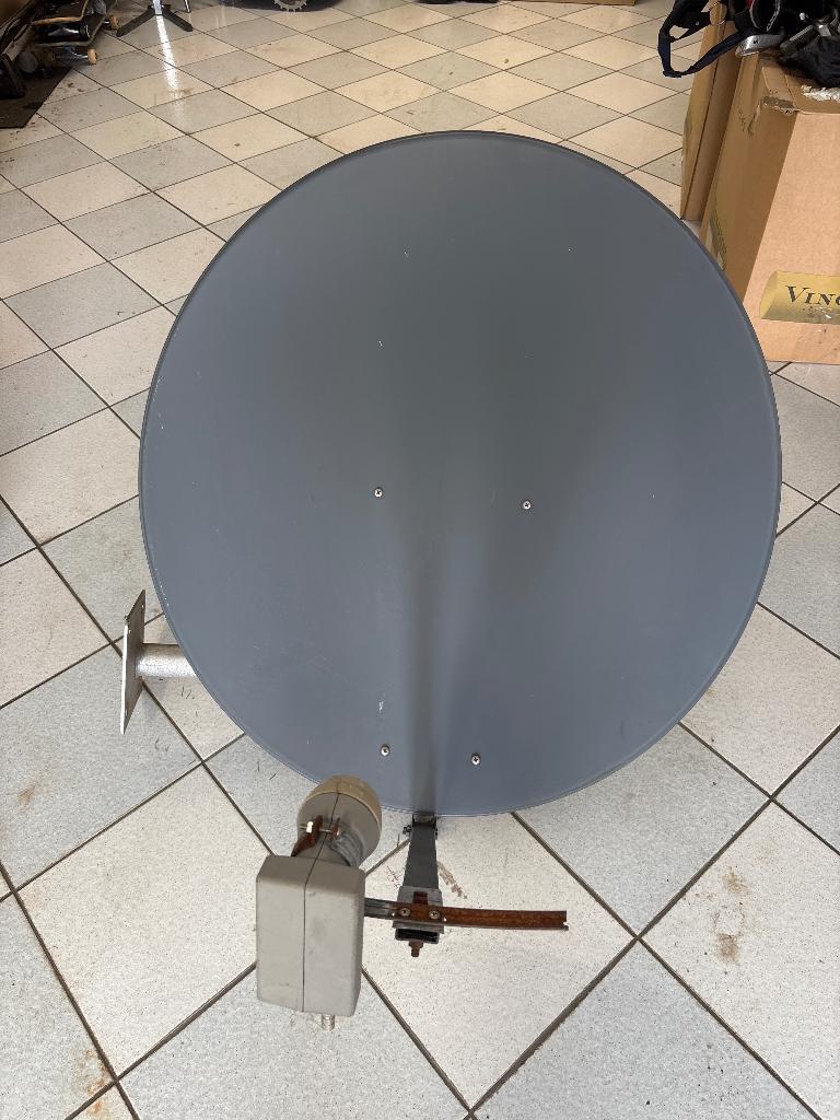 Antenne parabolique, Audio, Tv en Foto, Schotelantennes, Ophalen, Gebruikt, (Schotel)antenne, Overige merken
