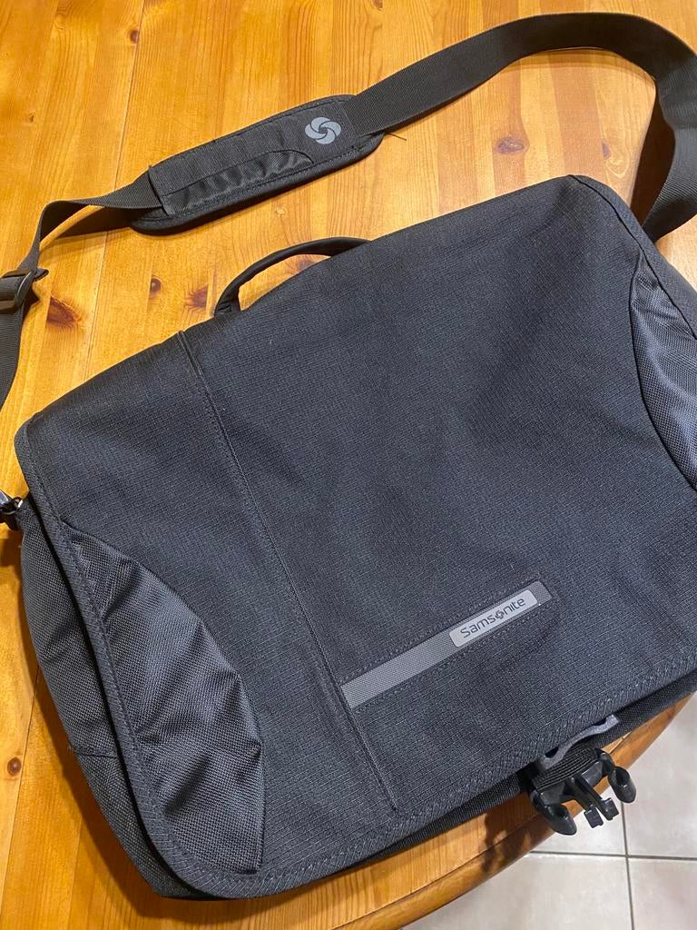 SAMSONITE laptoptas, Computers en Software, Laptoptassen, Ophalen, Nieuw