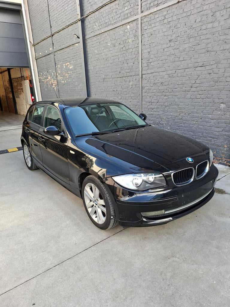 Bmw 116D klaar om te worden gelicentieerd, Auto's, Diesel, Particulier, Onderhoudsboekje, Te koop