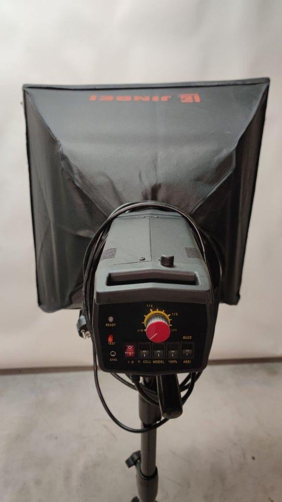 Jinbei 500W Studioflits + Softbox + Statief, Ophalen of Verzenden, Zo goed als nieuw, Lamp of Flitsset