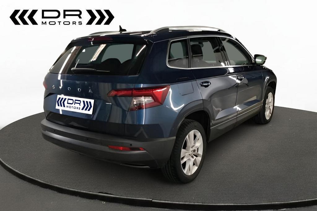 Skoda Karoq DSG - ADAPTIVE CRUISE - VERWARMDE ZETELS, 1489 cc, 4 cilinders, Karoq, Bedrijf