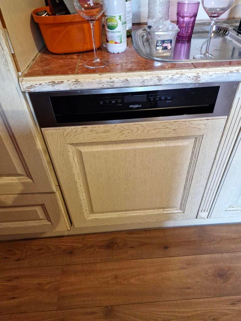 Whirlpool vaatwasser - 8j oud, Maison & Meubles, Cuisine | Cuisines complètes, Enlèvement