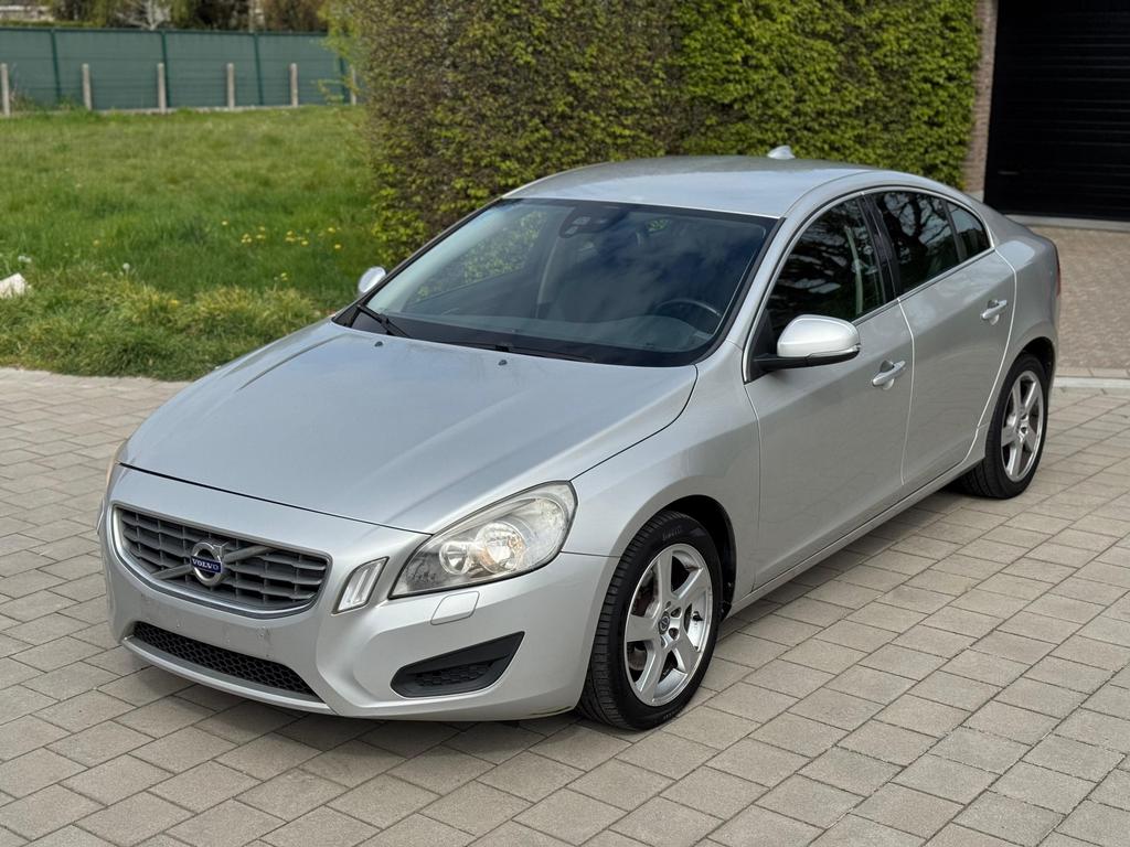 VOLVO S60 / 1.6 DIESEL / AIRCO! / EURO 5, Auto's, Volvo, Voorwielaandrijving, Euro 5, Stof, S60