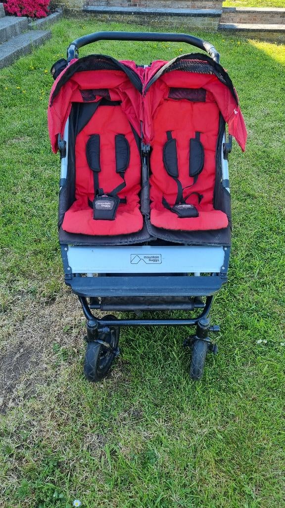 Mountain buggy Duet, Kinderen en Baby's, Buggy's, Ophalen, Gebruikt, Overige merken, Verstelbare rugleuning