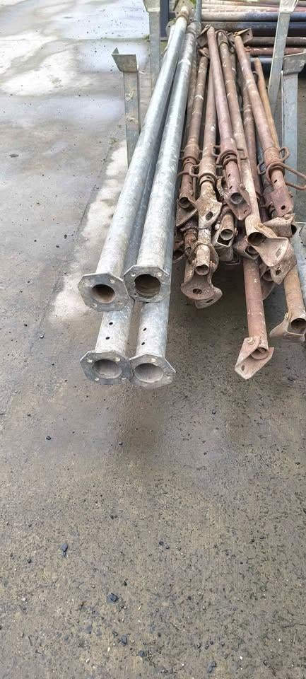 Étançons Etais rampant : 240-400 : 20 € pièce, Enlèvement, Comme neuf, Bricolage