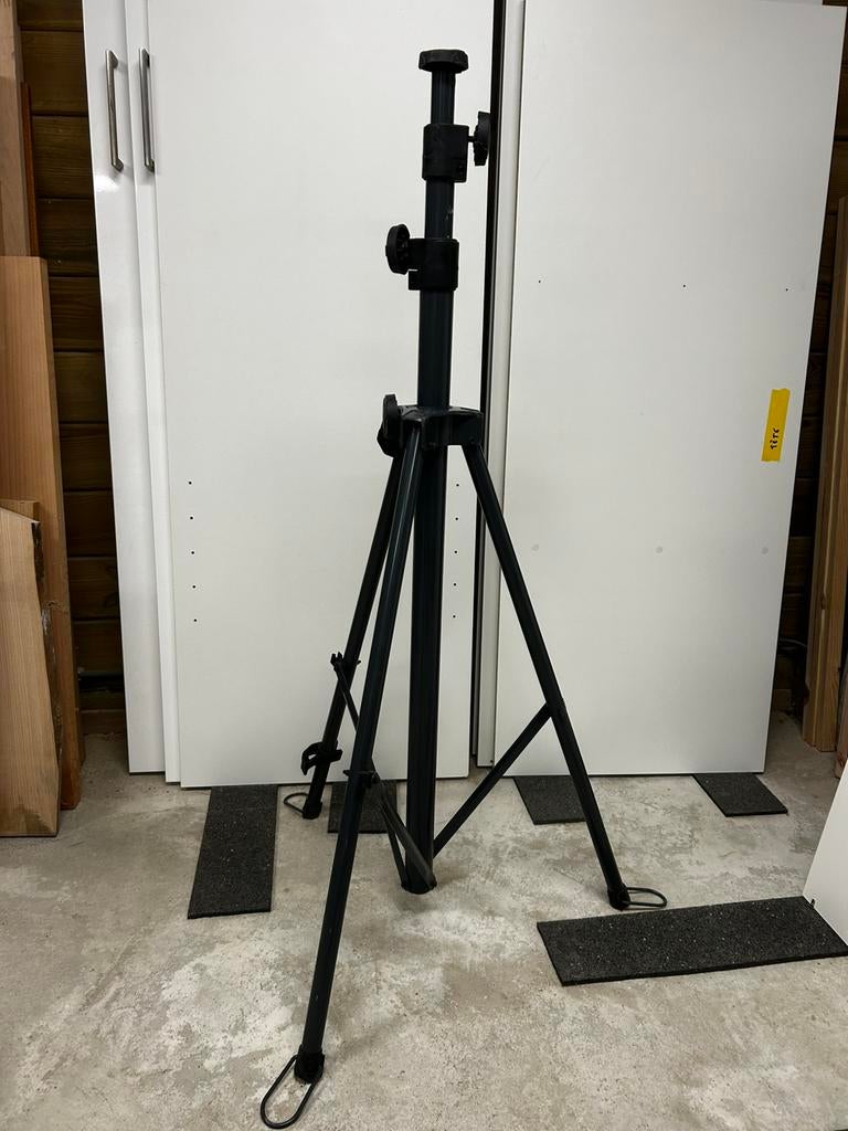 Trépied Scangrip 3m – support projecteur chantier, Doe-het-zelf en Bouw, Bouwverlichting, Ophalen, Gebruikt