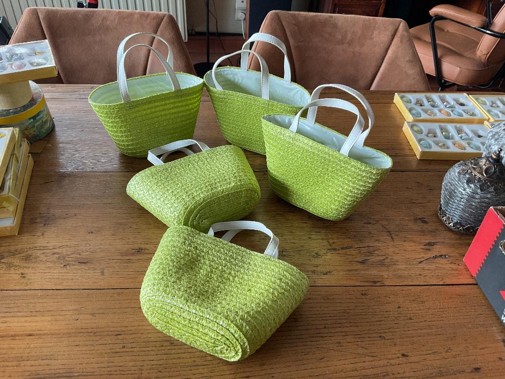 Set (5st)  prachtige Paasmandjes, Diversen, Pasen, Ophalen of Verzenden