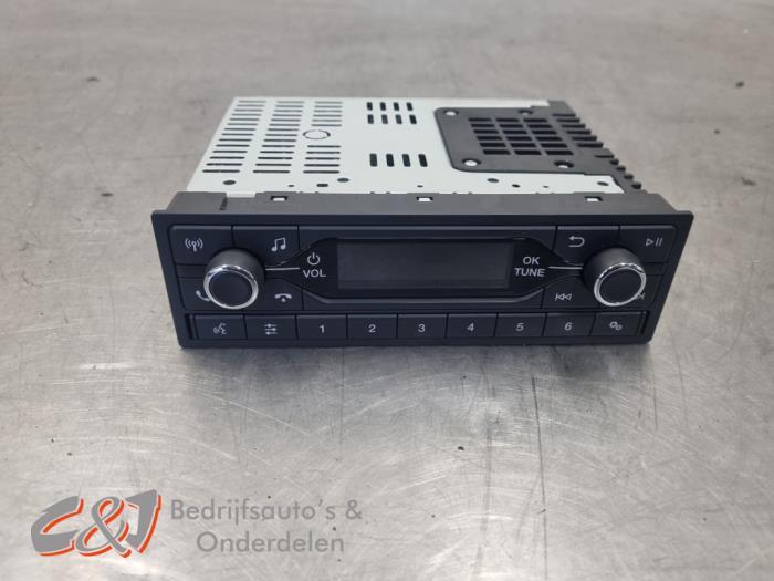 Radio van een Ford Transit Custom, Gebruikt, -, -, Ophalen of Verzenden
