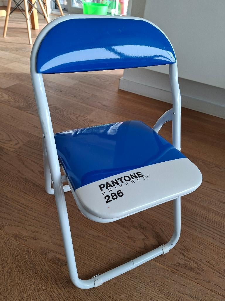 Chaise enfant pliante Pantone, Enfants & Bébés, Enlèvement, Utilisé, Chaise pliante