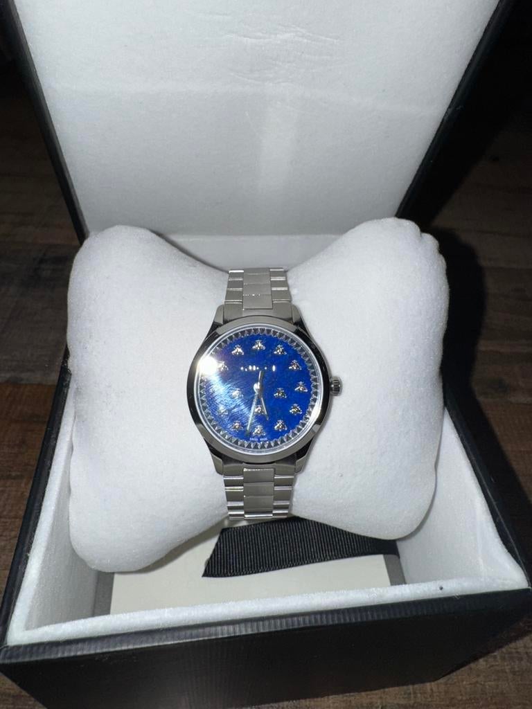 Gucci horloge YA1265043 NIEUWSTAAT, Handtassen en Accessoires, Horloges | Dames, Ophalen, Zo goed als nieuw