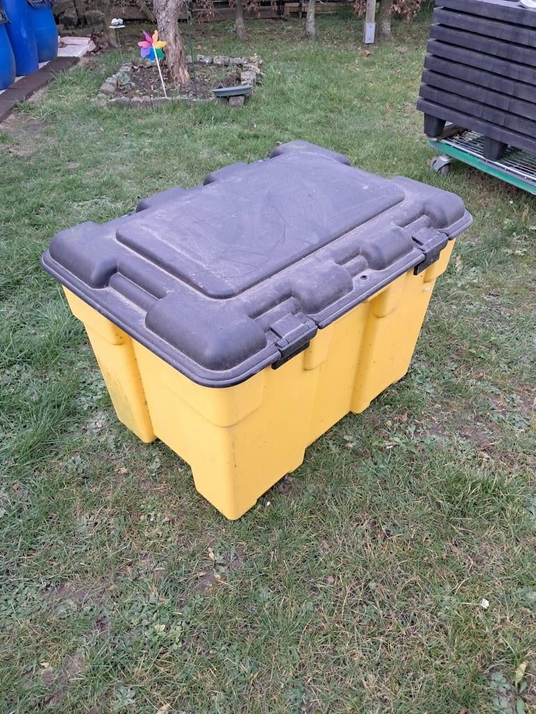 Malle de rangement et/ou transport  85 L, Enlèvement, Utilisé