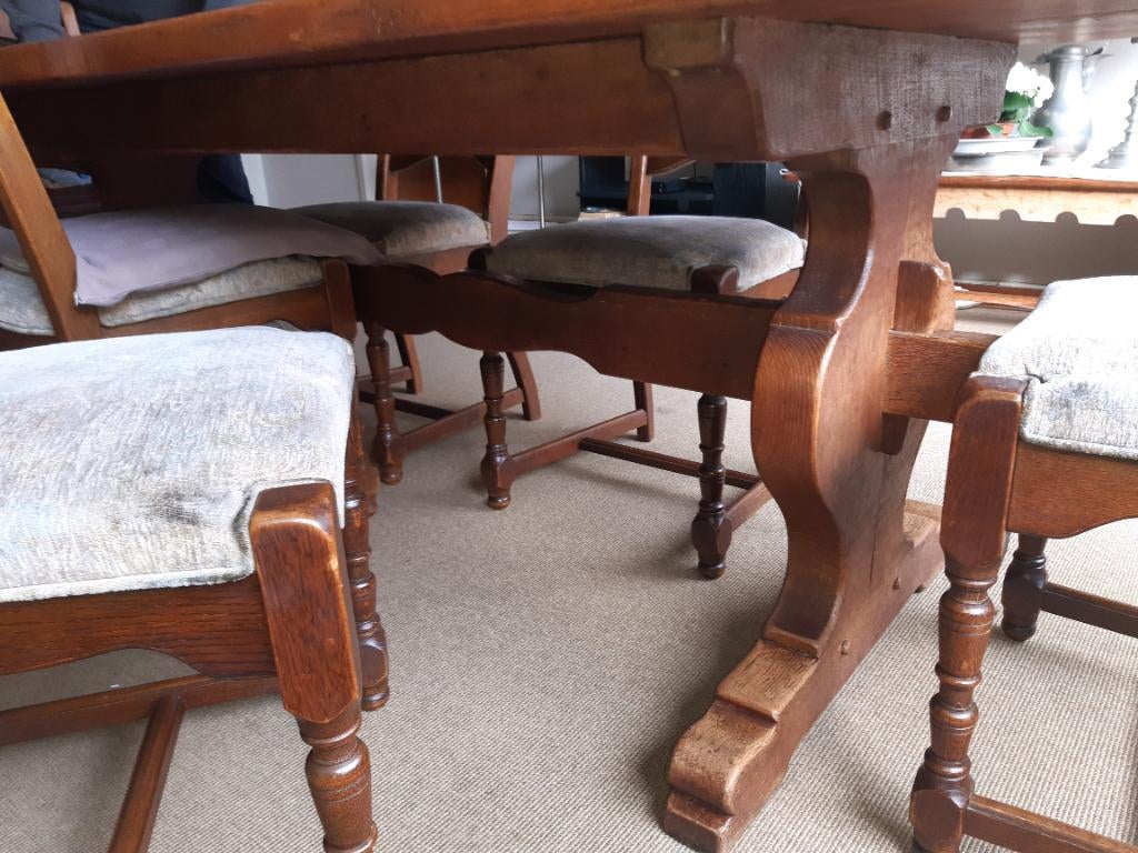 Klassieke houten kloostertafel met stoelen, Antiek en Kunst, Antiek | Meubels | Tafels, Ophalen