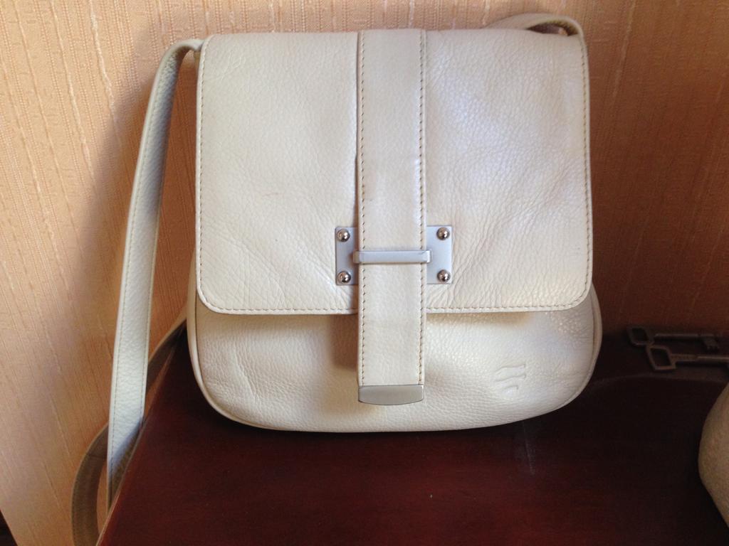 Magnifique sac à main beige Crinkles, Enlèvement ou Envoi, Comme neuf, Beige, Sac à main