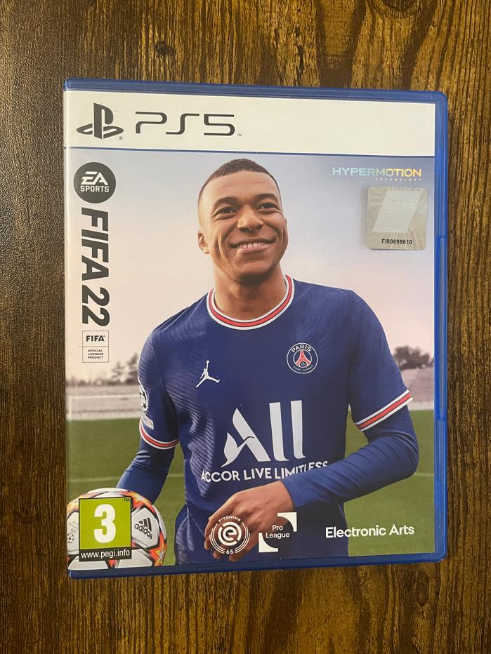 FIFA 22 — PS5 — Zeer goede staat — Originele game, Ophalen of Verzenden, Gebruikt