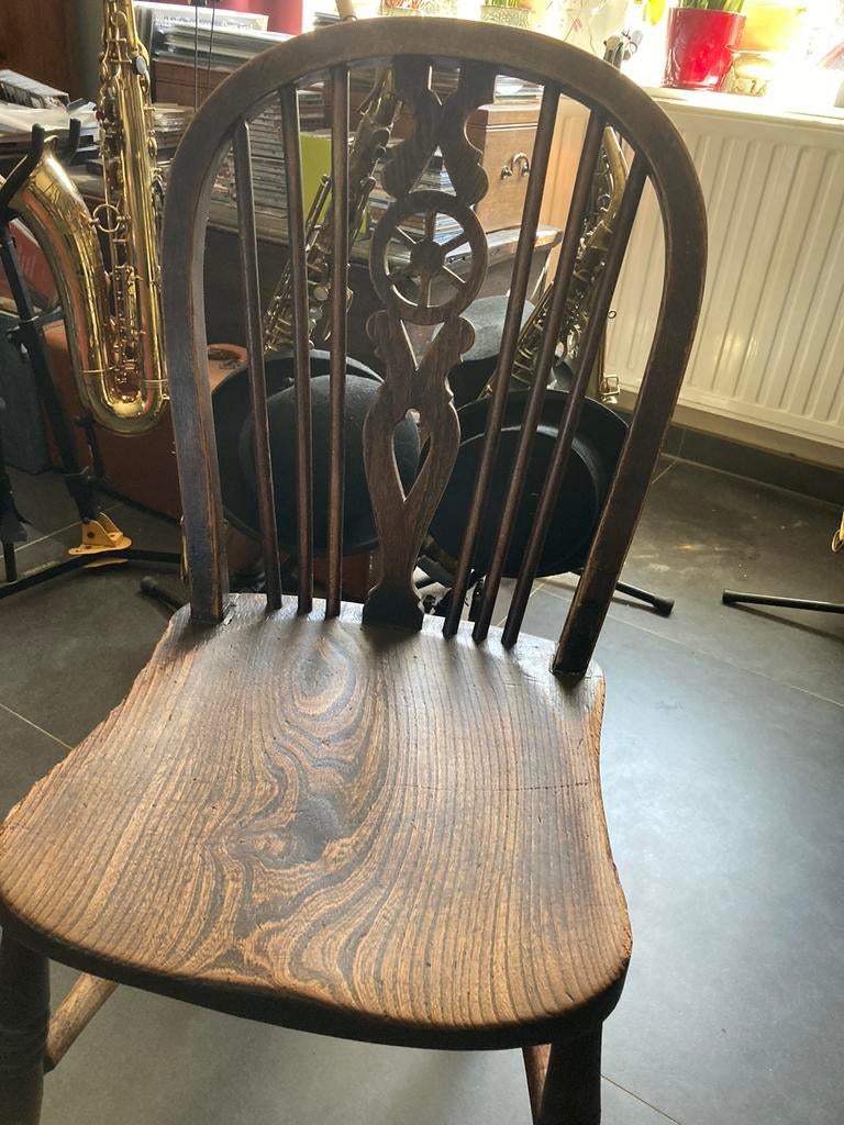 Windsor stoelen, Ophalen