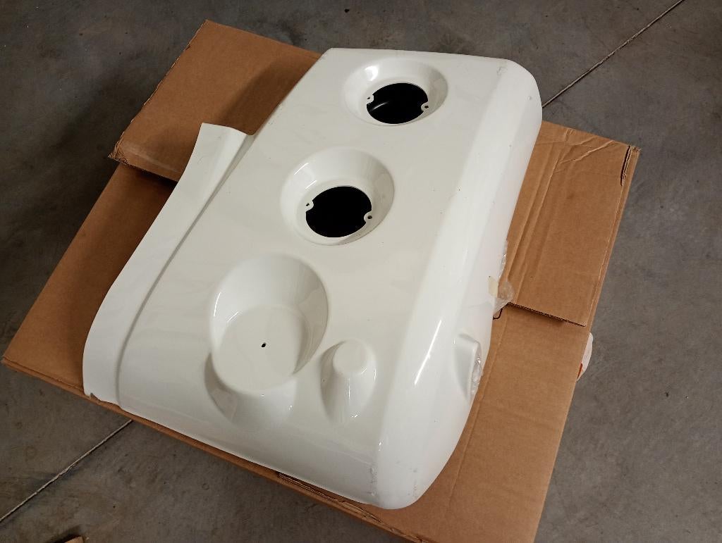 Angle de pare choc arrière droit Trigano, Caravanes & Camping, Enlèvement, Neuf