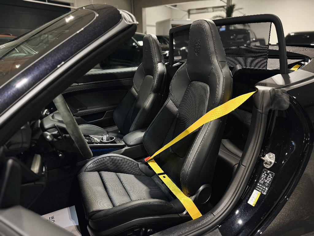 Porsche 911 992.2 Carrera GTS Cabriolet - NEUVE, Autos, Porsche, Cuir et Alcantara, Achat, Euro 6, Entreprise