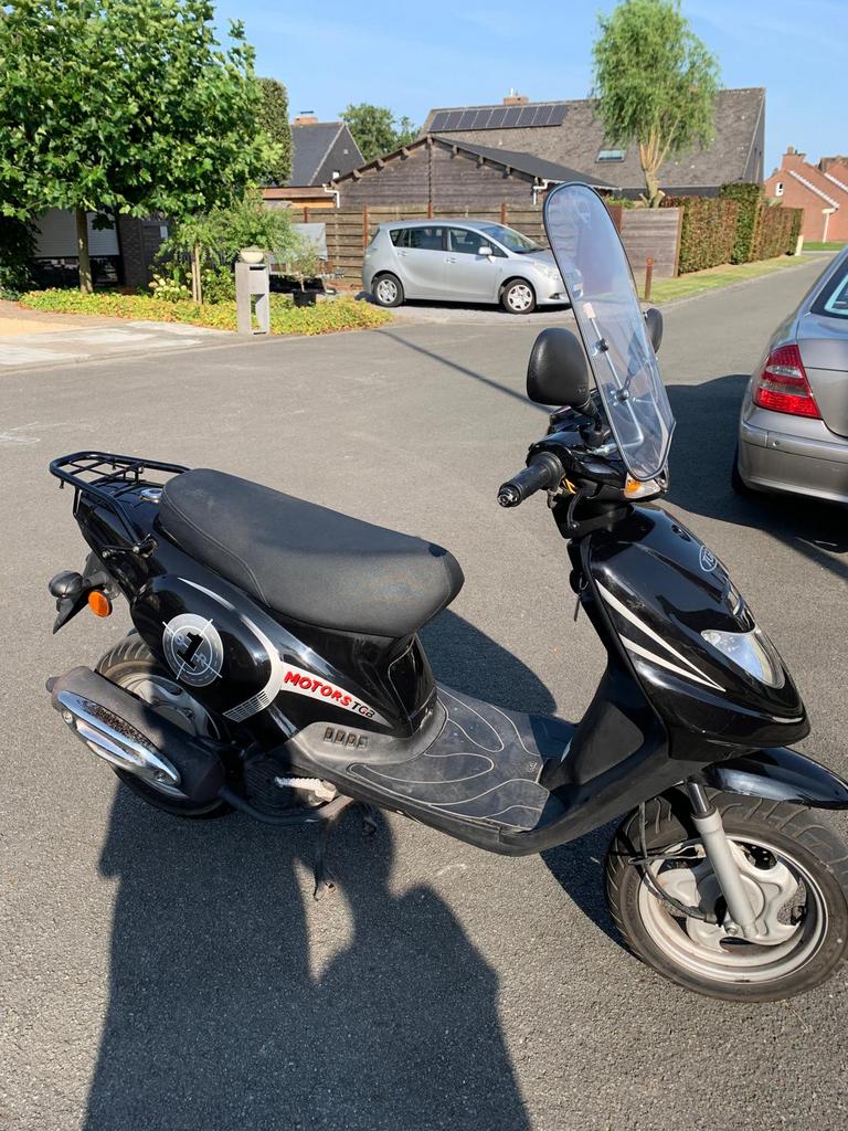 Trottinette TGB 125cc - 2008, Enlèvement, Comme neuf