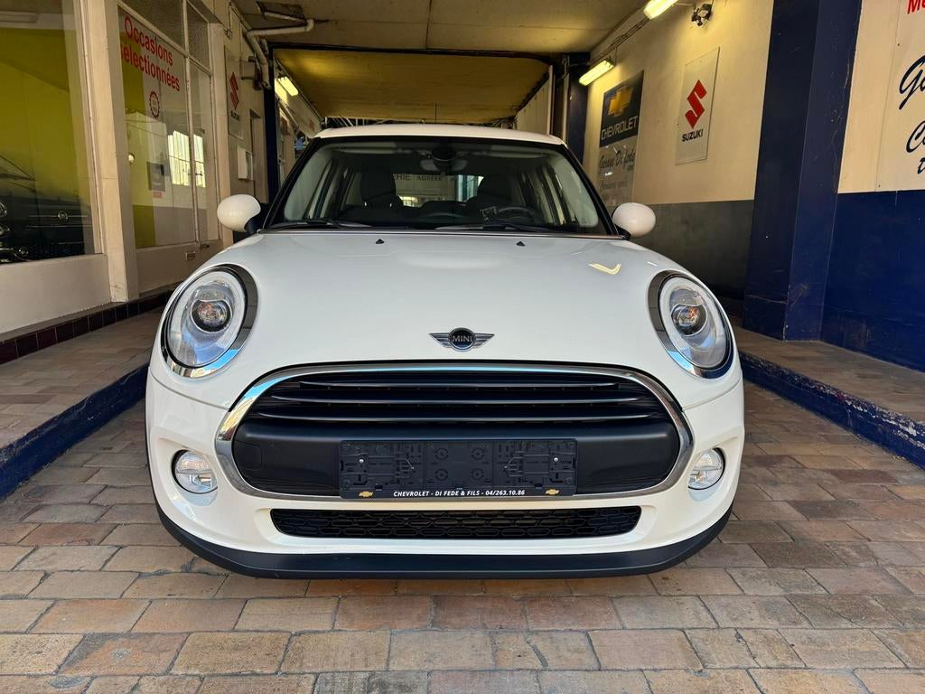 Mini one 1.2i 2016 102 pk airco gps 105.000 km, Auto's, Mini, Voorwielaandrijving, 4 cilinders, Wit, 5 deurs