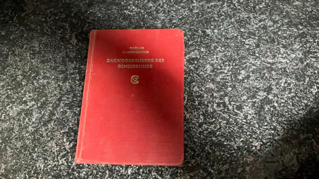 Zakwoordenboek der geneeskunde 1974, Ophalen of Verzenden, Gelezen, Overige uitgevers, Nederlands