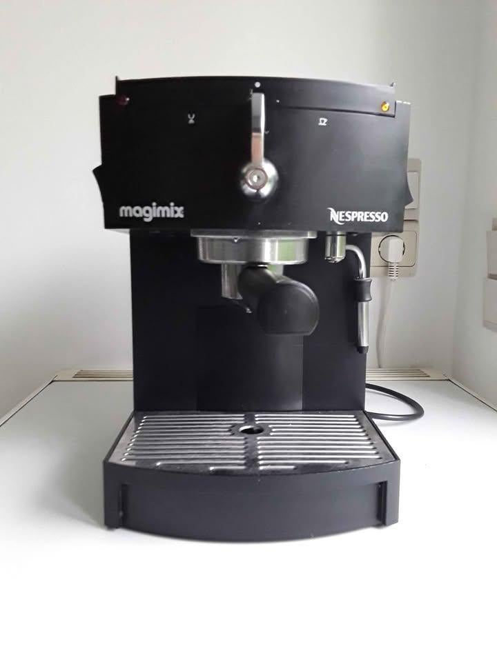 Nespresso Magimix 150, Electroménager, Cafetières, Enlèvement ou Envoi, Utilisé, Autres modèles