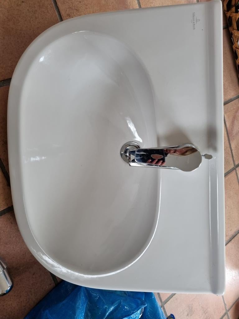 Villeroy&Boch lavabo met kraan Hansa, Enlèvement, Robinet